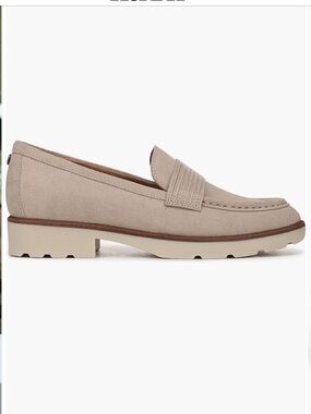 VIONIC Loafers Corinne Genuine Suede in Lucid Beige Current Excellent Size 6.5